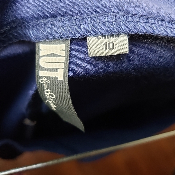 KUT FROM THE KLOTH Ruffled Navy Shorts - Picture 7 of 8